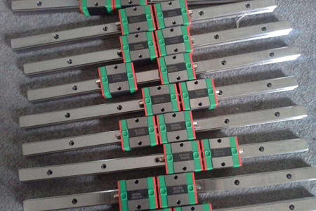  遇到不同規(guī)格型號的微型導(dǎo)軌怎么樣使用？